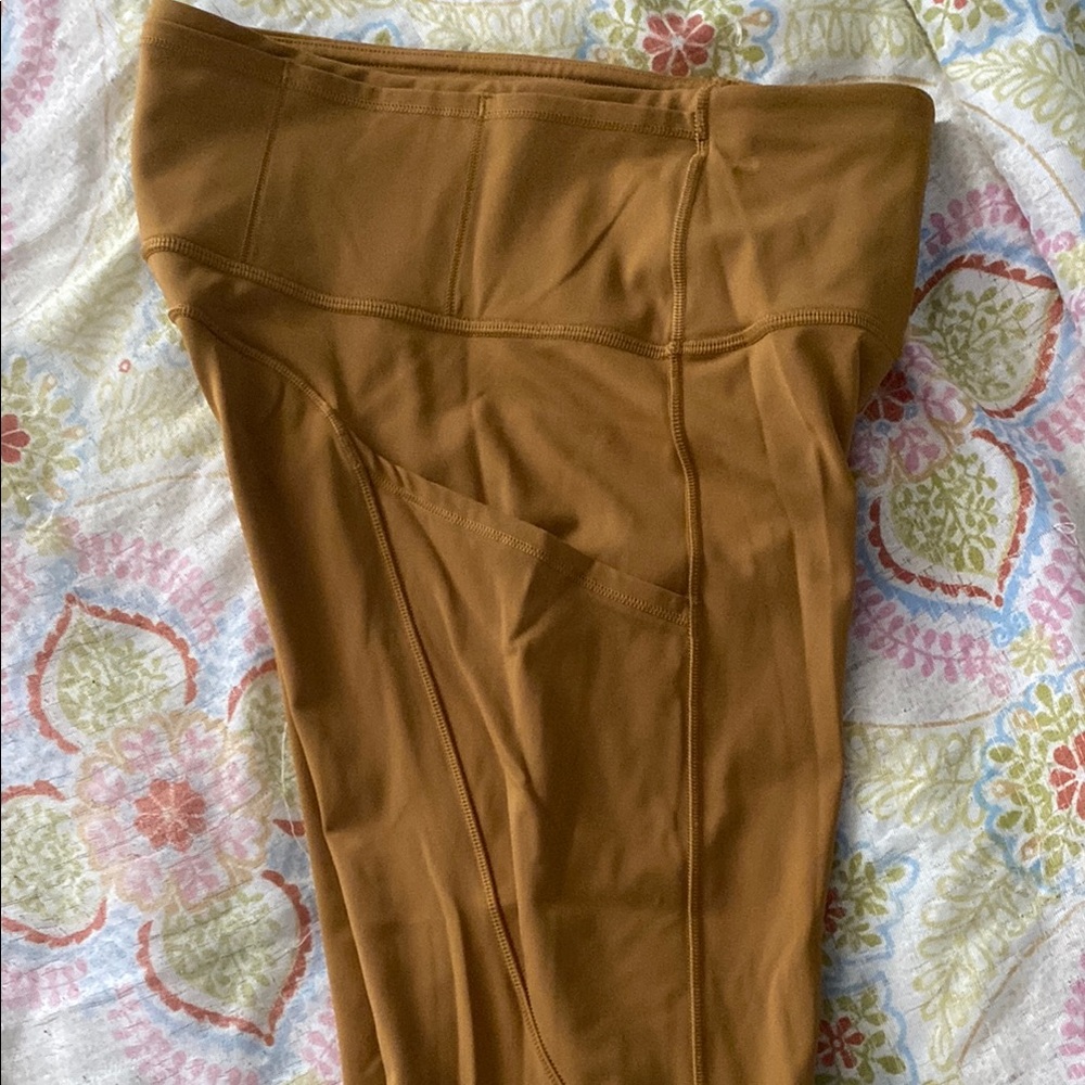 Women's lulu lemon leggings - Picture 6 of 6